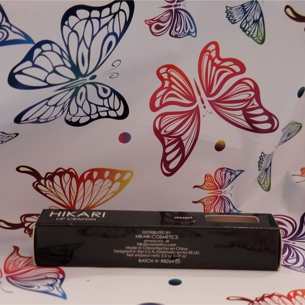Brand New Hikari Lip Crayon Desert - Picture 3 of 3